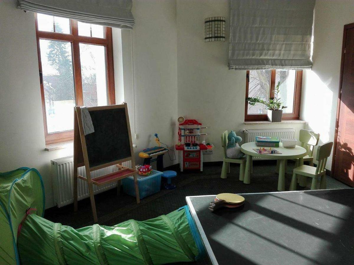 Willa Pod Gwiazdami & Spa Kudowa-Zdrój Exteriör bild